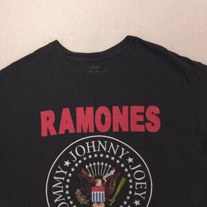 Ramones Band Crew Neck Short Sleeve Graphic T Shirt Mens Size L Black
